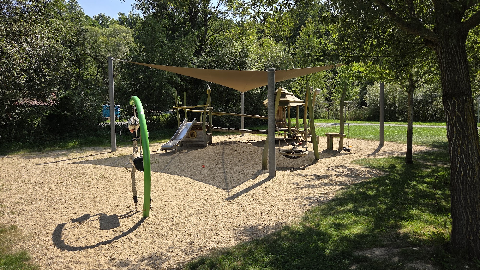 Spielplatz Wenzenbach Aue